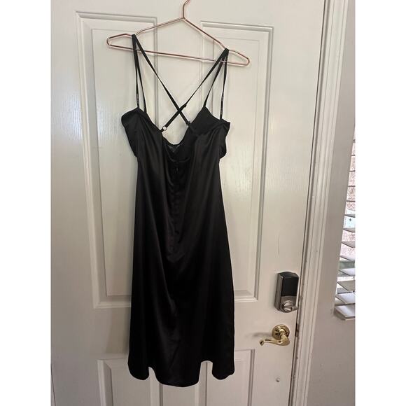GUESS Women's Black Lace-Trim Sleeveless Slip Dress Size 6 - Picture 13 of 13